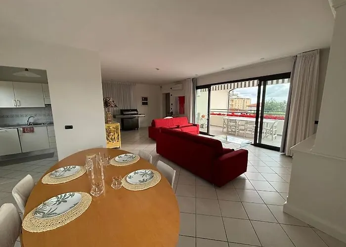 Διαμέρισμα Luxury Pentohuse Near The *