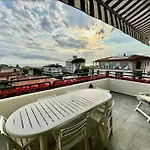 Luxury Pentohuse Near The