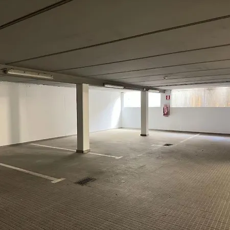 Luxury Pentohuse Near The Daire *