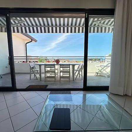 Luxury Pentohuse Near The Апартаменты