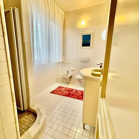 Apartment Luxury Pentohuse Near The Marina di Pietrasanta