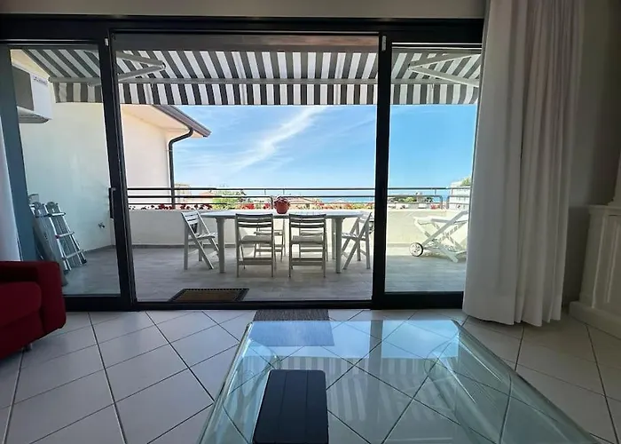 Luxury Pentohuse Near The Апартаменты