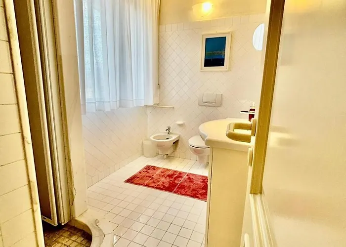 Апартаменты Luxury Pentohuse Near The Марина-ди-Пьетрасанта